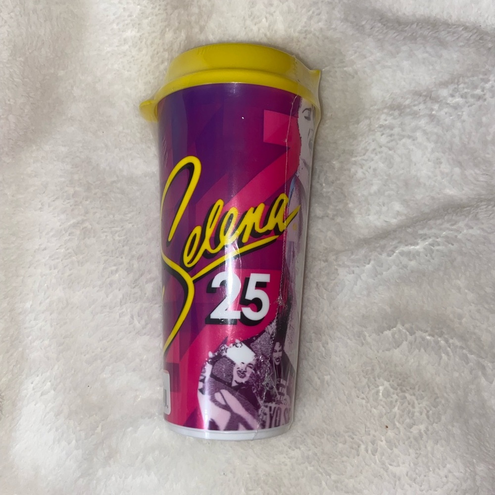 “SELENA QUINTANILLA" CUPS - Picture 6 of 9
